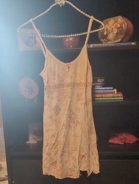Angel Floral Lace-Trim Chemise in Pink and Cream